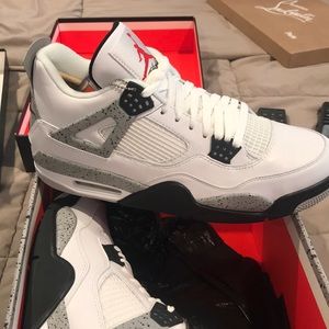 Air Jordan 4 Retro OG BRANDNEW 350 or best offer
